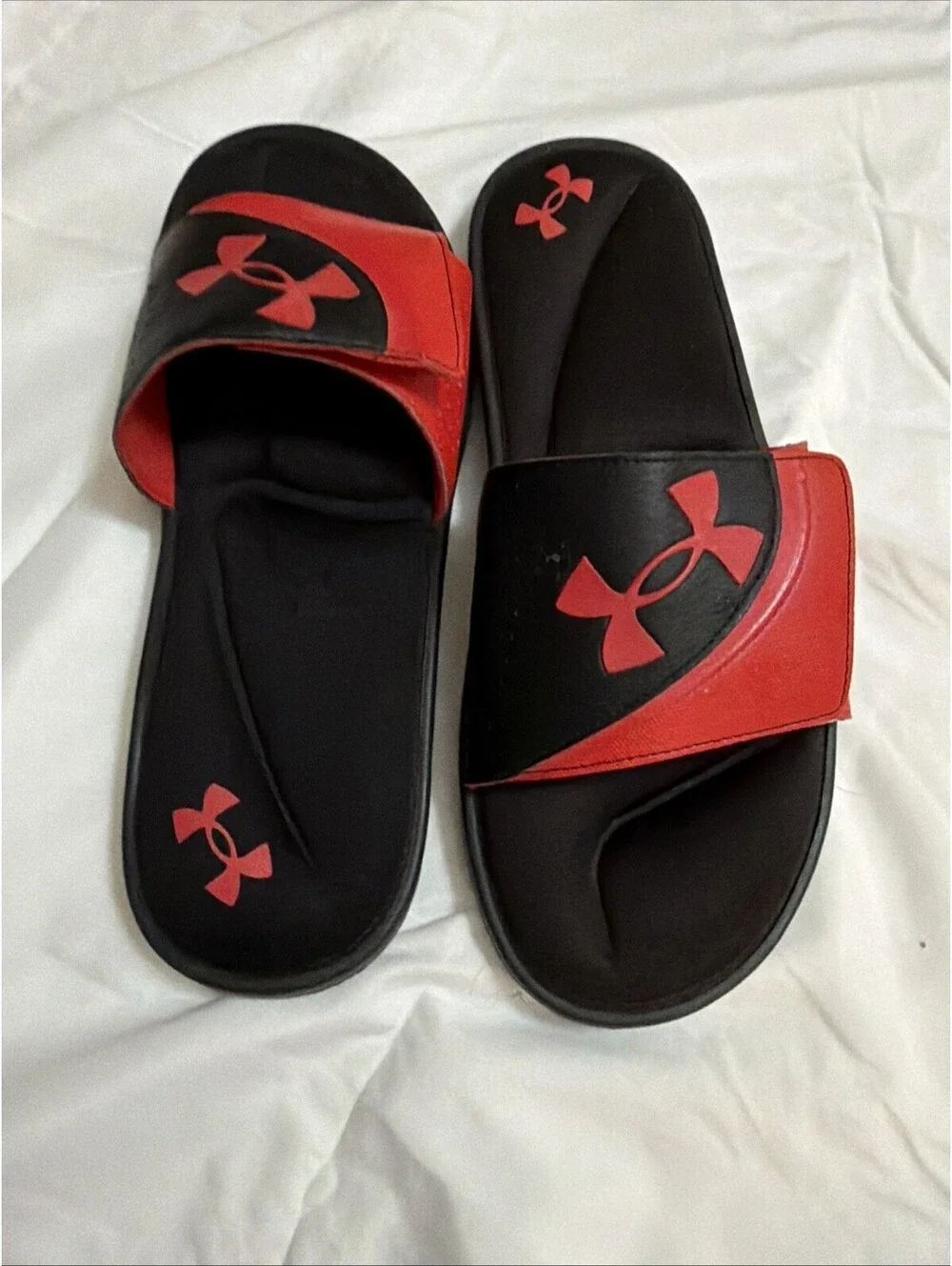 Under Armour Black Red Slides Sandals Mens sz 15 Shoes Adjustable Soft